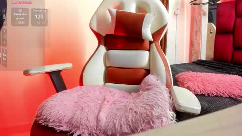 sheilly_brown online show from October 2025 06:59:01 PM