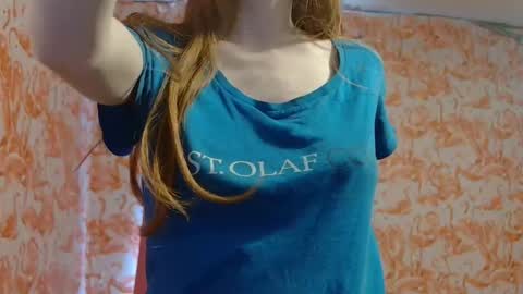 Erika online show from October 2025 05:59:01 PM