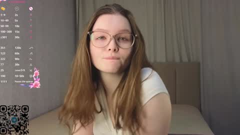 Snapshot of shelleyhayworth chatting on January 2025 03:41:01 AM Kira online show from January 2025 03:41:01 AM