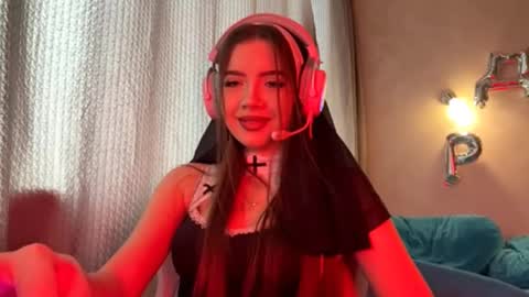 Ava online show from October 2025 03:15:02 AM