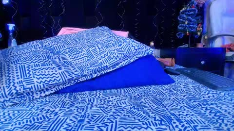 Shelsy online show from December 2024 06:05:02 PM