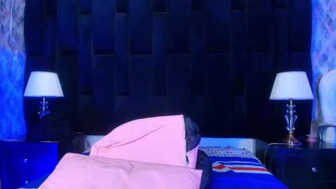 Shelsy online show from January 2025 11:58:02 AM