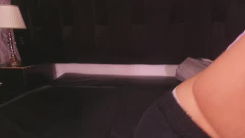 Snapshot of shelsy_loreds chatting on October 2025 11:51:02 AM Shelsy online show from October 2025 11:51:02 AM