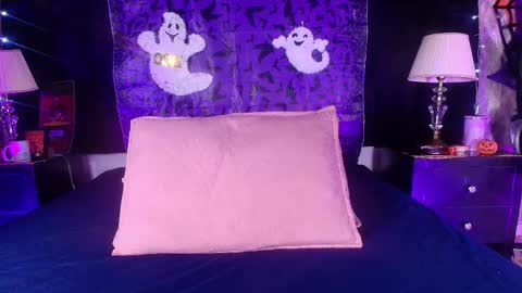 Snapshot of shelsy_loreds chatting on October 2025 11:53:02 AM Shelsy online show from October 2025 11:53:02 AM