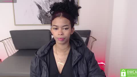 Shenna online show from January 2025 01:02:02 PM