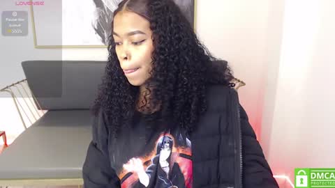 Shenna online show from January 2025 01:04:01 PM