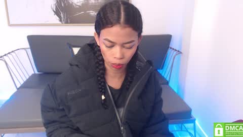 Shenna online show from January 2025 01:07:01 PM