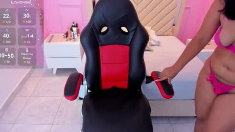 SHENOA online show from October 2025 02:47:02 AM