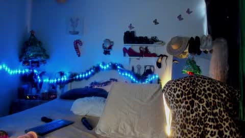 Snapshot of sherahade chatting on December 2024 12:35:01 PM shera hade online show from December 2024 12:35:01 PM