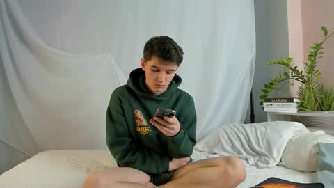 Max online show from March 2026 06:47:02 PM