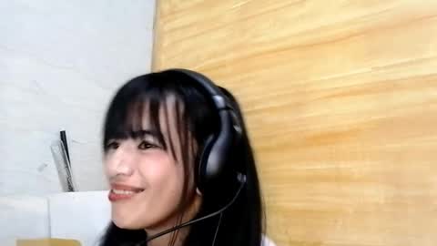 Kimbery online show from May 2026 01:28:02 PM
