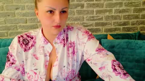 Sherry online show from July 2026 03:33:02 PM