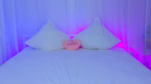 Sherry online show from October 2025 10:47:01 AM