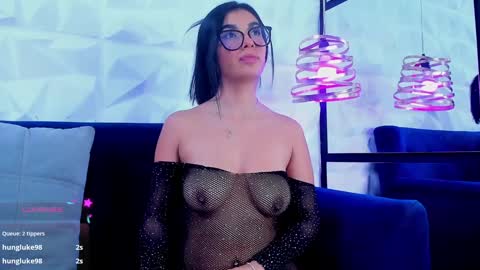 mia online show from February 2025 04:10:01 AM