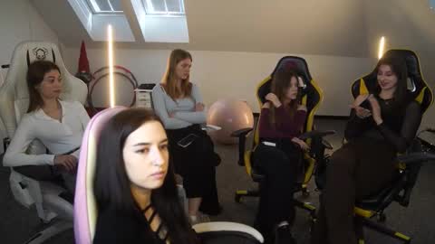 Sheryl online show from October 2025 10:22:02 AM