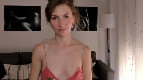 Snapshot of shesleepsnaked chatting on July 2026 12:18:02 PM shesleepsnaked online show from July 2026 12:18:02 PM