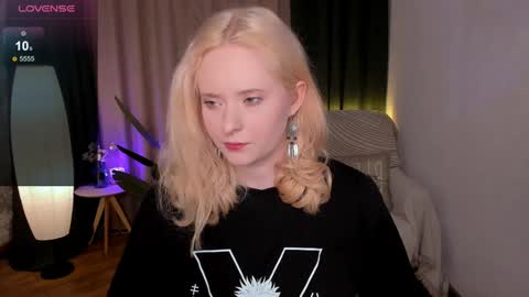 Hello guys my name is Aemilia online show from February 2025 12:06:02 PM