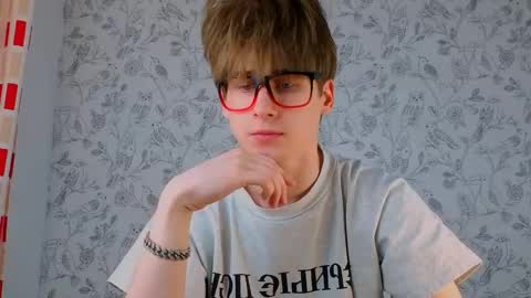 Nenedent online show from April 2026 02:31:01 PM