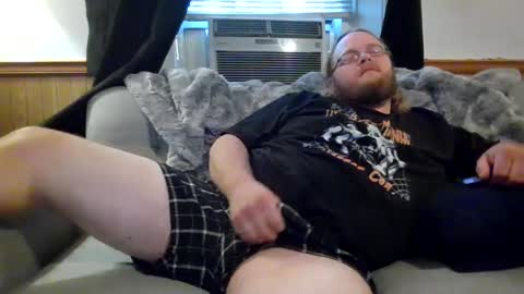 Snapshot of shifty885 chatting on September 2025 10:46:02 PM shifty885 online show from September 2025 10:46:02 PM