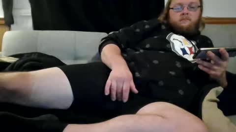 Snapshot of shifty885 chatting on November 2025 11:40:02 PM shifty885 online show from November 2025 11:40:02 PM