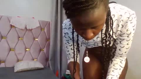 Shilla online show from November 2025 07:02:02 PM