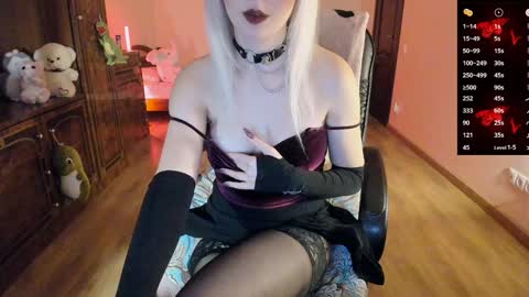 Marta Violet online show from February 2025 06:46:01 PM