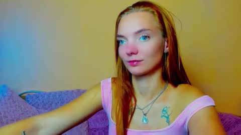 Alexis online show from September 2025 08:24:01 PM