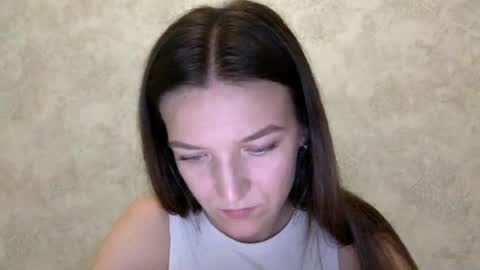 Snapshot of shining_pearl chatting on June 2026 07:16:01 PM Jesica online show from June 2026 07:16:01 PM