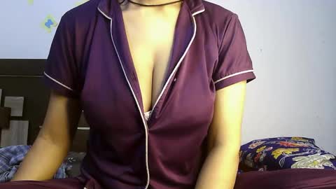 Siri online show from September 2025 02:16:02 AM