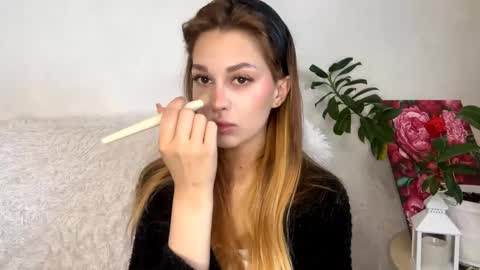 Joli online show from April 2026 03:57:02 AM