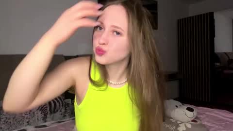 Shirley online show from September 2025 08:19:01 PM