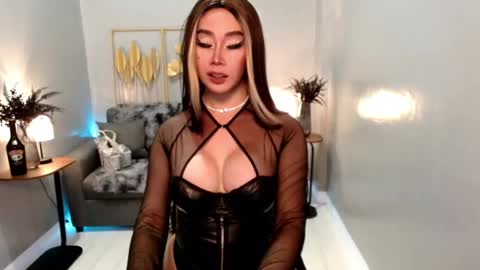 WET AND WILD YHANNA online show from March 2025 10:00:02 AM