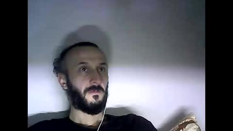Snapshot of shooter_coool chatting on February 2025 08:28:01 PM shooter_coool online show from February 2025 08:28:01 PM