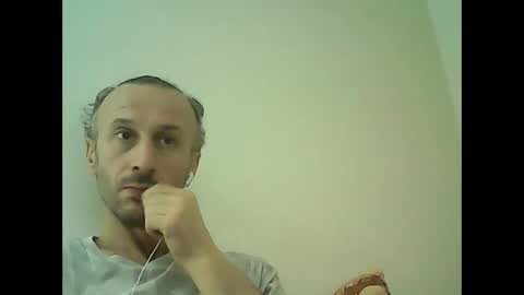 Snapshot of shooter_coool chatting on February 2025 09:32:02 AM shooter_coool online show from February 2025 09:32:02 AM