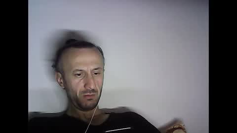 Snapshot of shooter_coool chatting on February 2025 08:53:01 PM shooter_coool online show from February 2025 08:53:01 PM