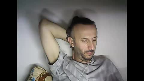 Snapshot of shooter_coool chatting on February 2025 06:51:01 PM shooter_coool online show from February 2025 06:51:01 PM