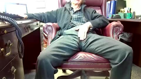 Snapshot of shootme69 chatting on February 2025 05:24:02 PM nikolas send dm for an appointment online show from February 2025 05:24:02 PM