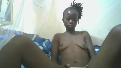 Snapshot of shortnswee254 chatting on October 2025 05:41:01 AM shortnswee254 online show from October 2025 05:41:01 AM