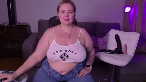 Snapshot of showmebbw chatting on March 2025 05:39:02 PM Mimi online show from March 2025 05:39:02 PM