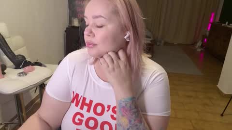 Mimi   online show from January 2026 08:07:01 AM