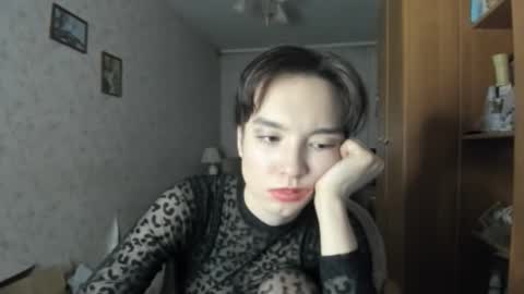 shtuchka2000 online show from November 2025 07:40:03 PM