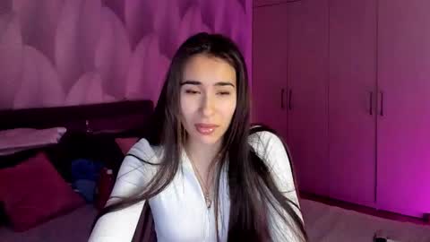 Mika online show from November 2025 01:48:02 AM