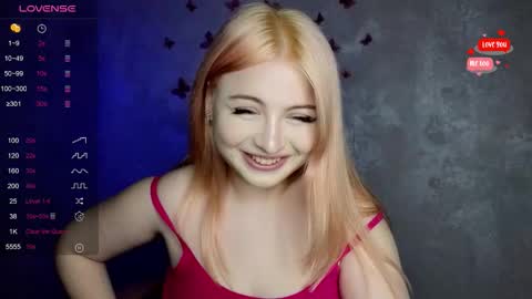 Molly online show from September 2025 07:58:02 PM