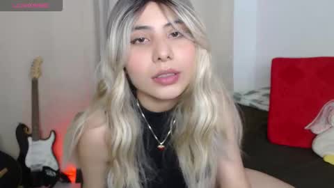 Kloe online show from November 2025 12:46:02 AM