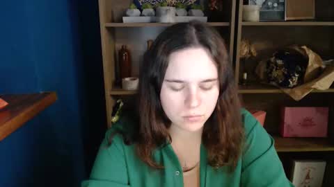 shy_lil online show from October 2025 02:49:01 PM