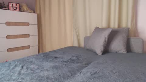 Milena online show from March 2025 04:30:02 AM