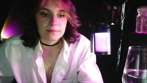 shy_miracle online show from April 2026 01:27:01 PM