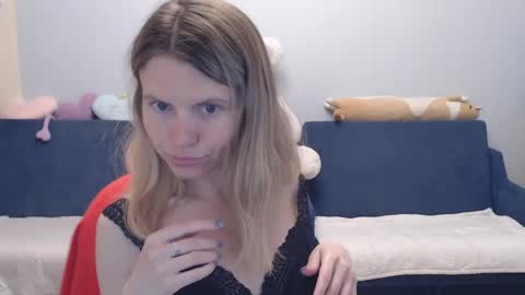 Snapshot of shy_moony chatting on May 2026 08:28:02 PM just Alex online show from May 2026 08:28:02 PM