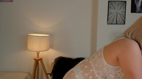 Snapshot of shy_nikka_4you chatting on July 2026 03:11:02 AM Nika online show from July 2026 03:11:02 AM