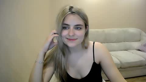 shy_sabrina_ online show from April 2026 08:39:01 PM